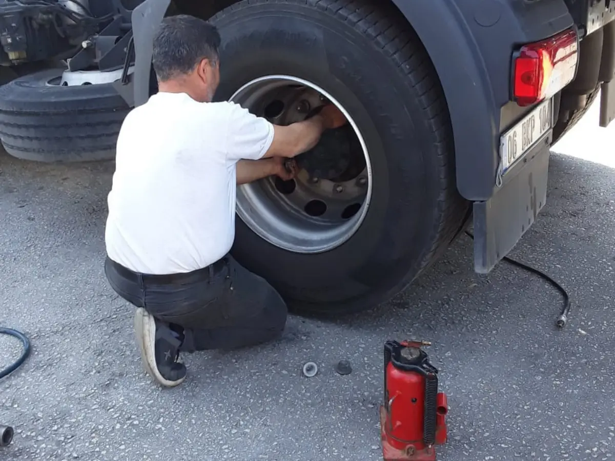 Nallıhan Oto Lastikçi